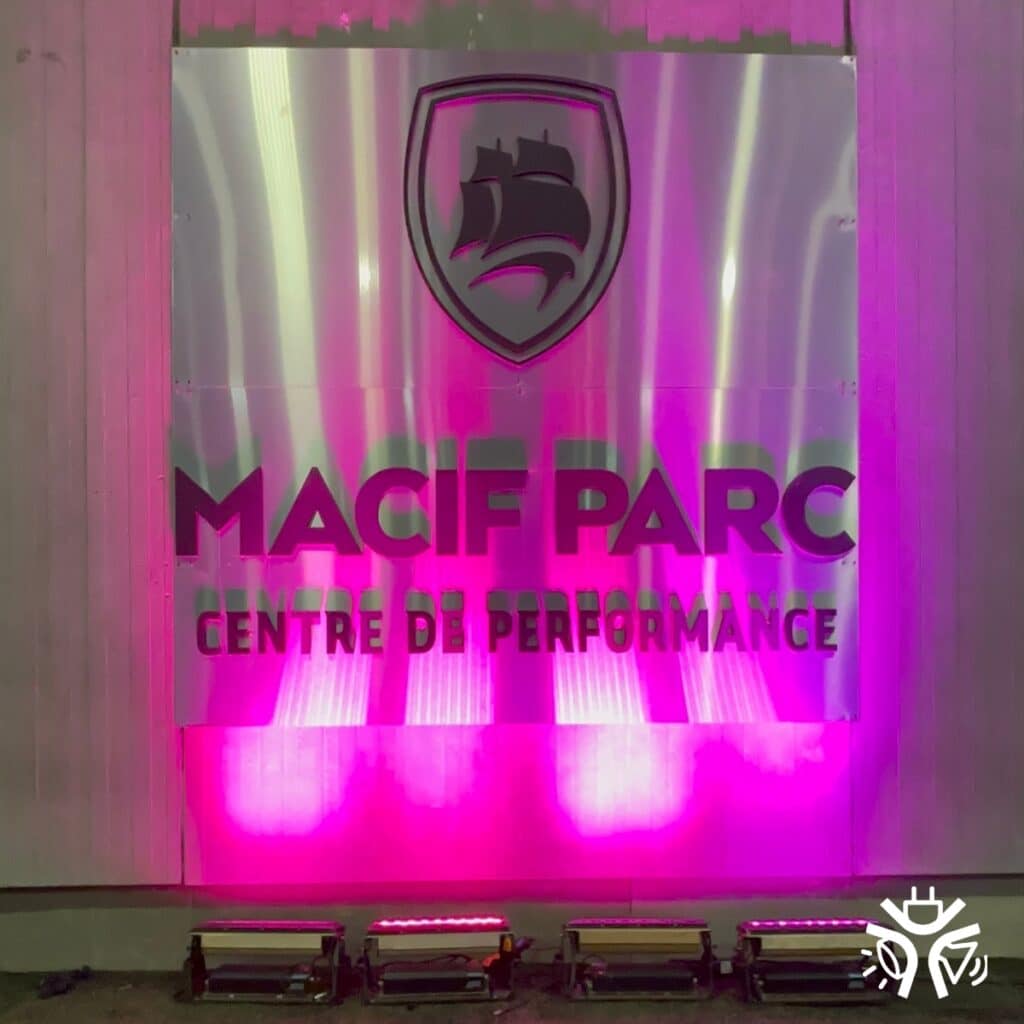 Zumba Octobre Rose au Stade Rochelais éclairée par Elec Expo