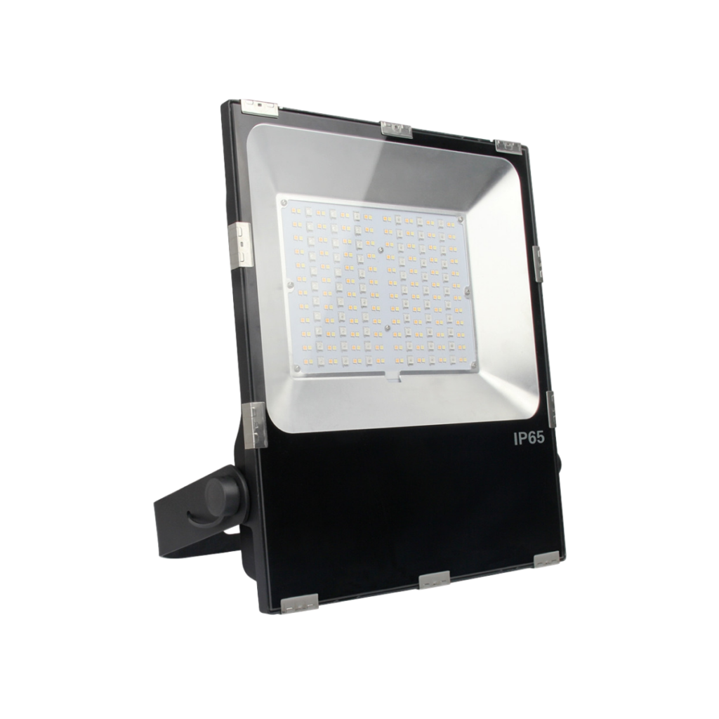 Projecteur LED IP65 à forte puissance destiné à l’éclairage de scènes, d’espaces extérieurs et d’installations événementielles.