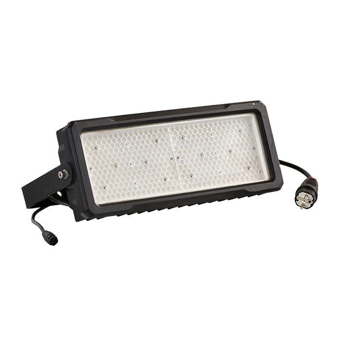 Projecteur LED professionnel pour éclairage événementiel